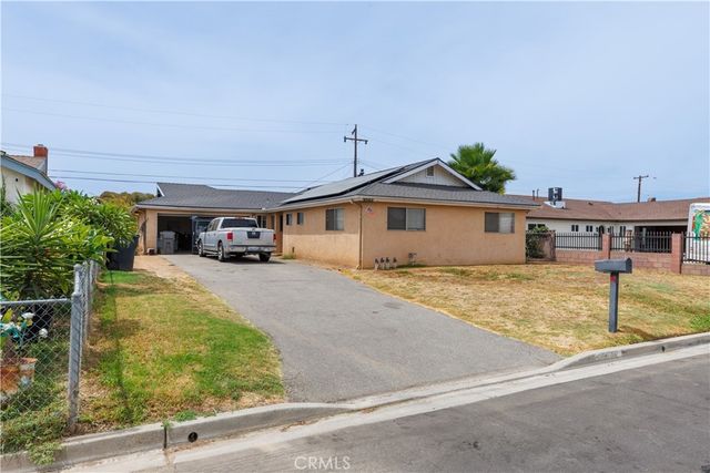 3292 Debbie Lane, Riverside