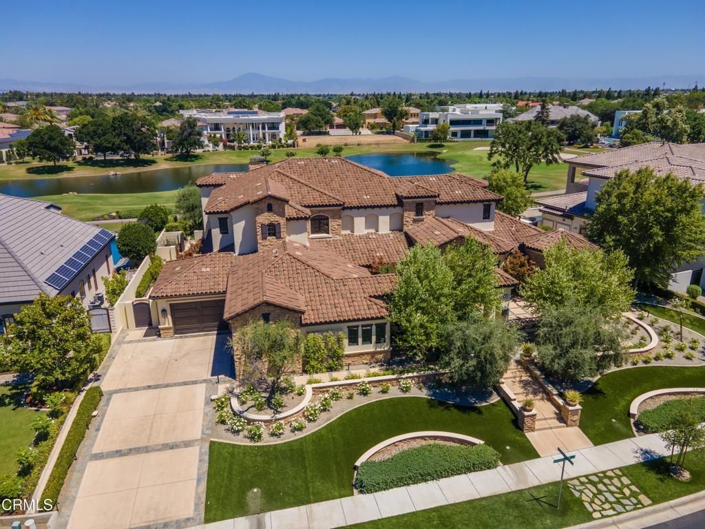 2508 Brighton Park, Bakersfield