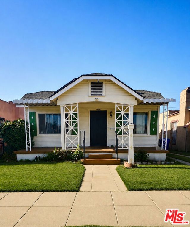 1523 W 65th Street, Los Angeles