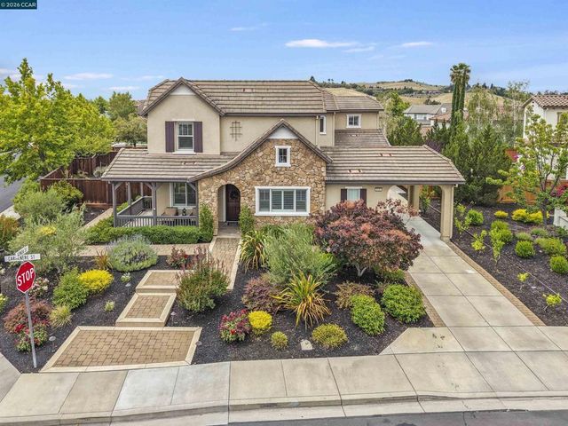 2151 Carmenere St, Danville