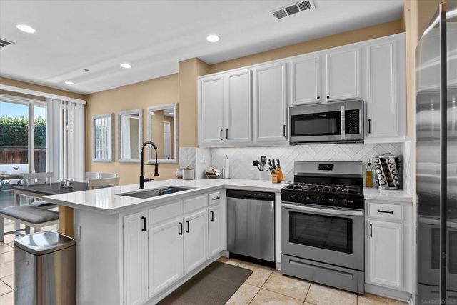 41985 Davenport # C, Murrieta