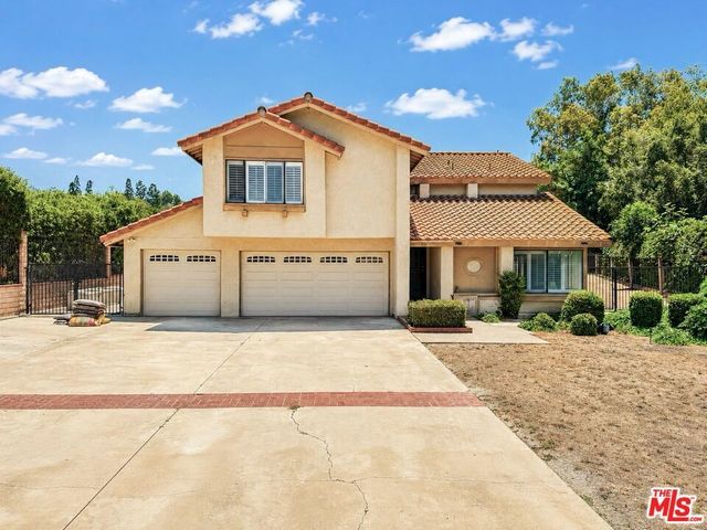 110 Horseshoe Circle, West Covina