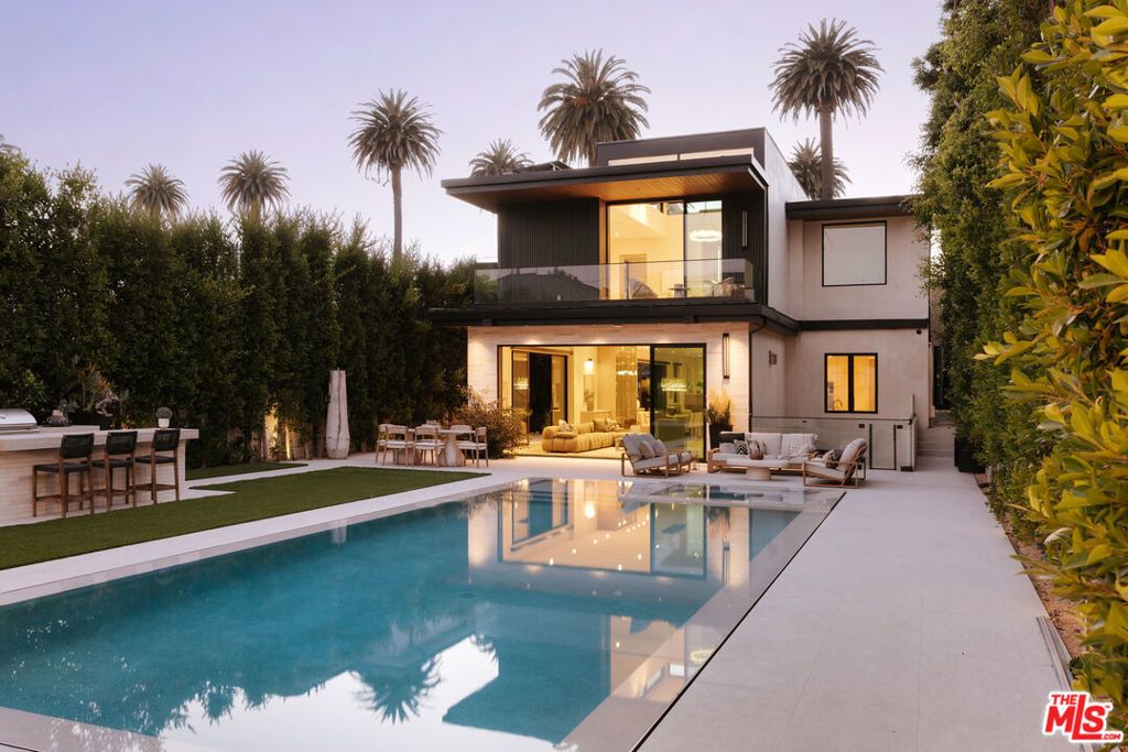 528 Marguerita Avenue, Santa Monica