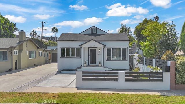 3269 Fay, Los Angeles