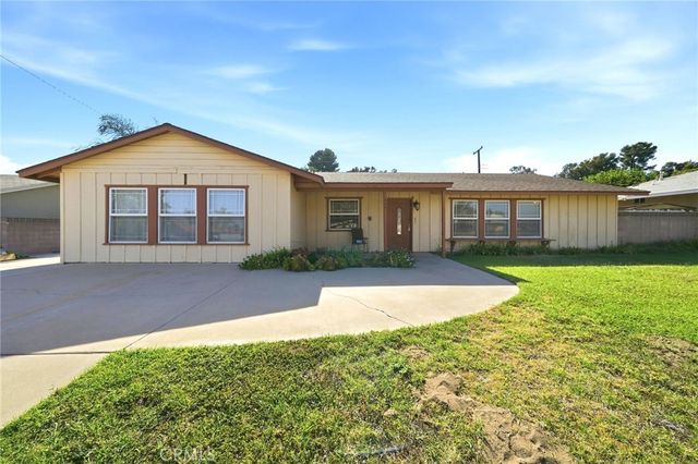 682 S Belden, Rialto