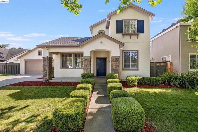 3009 Perry Ln, Tracy