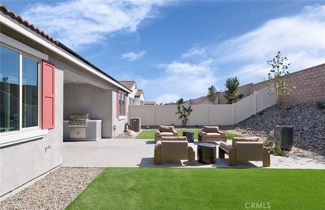 25202 Banded Hills Drive, Menifee