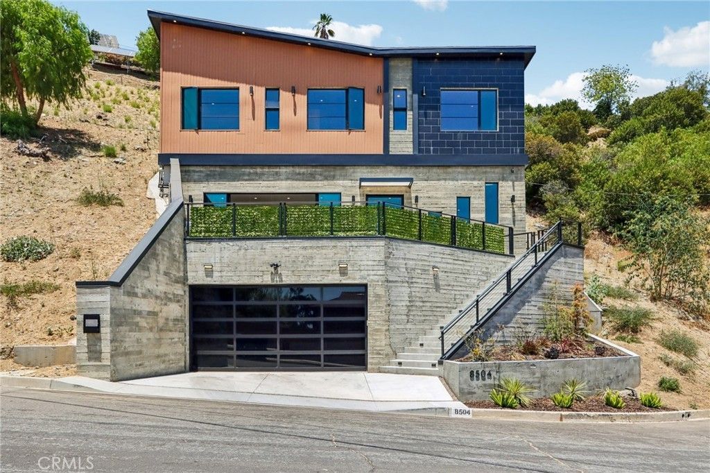 8504 Outland View Drive, Sun Valley