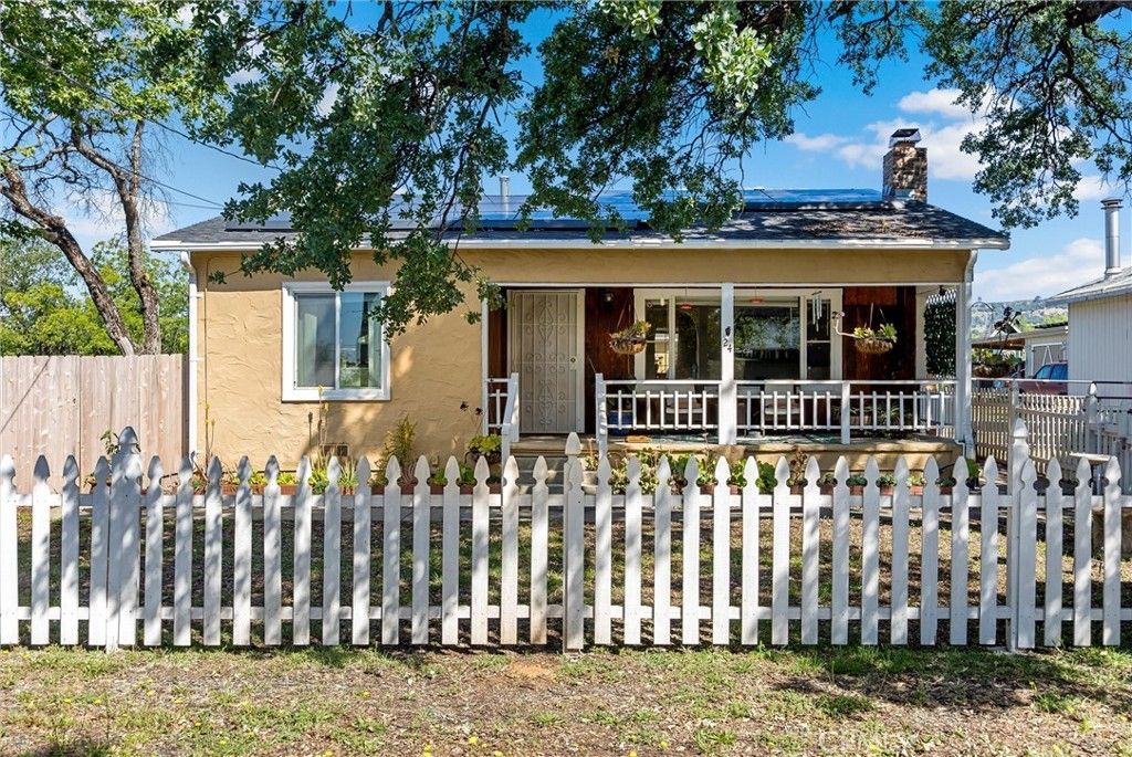 24 Grand Avenue, Oroville