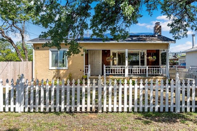 24 Grand Avenue, Oroville