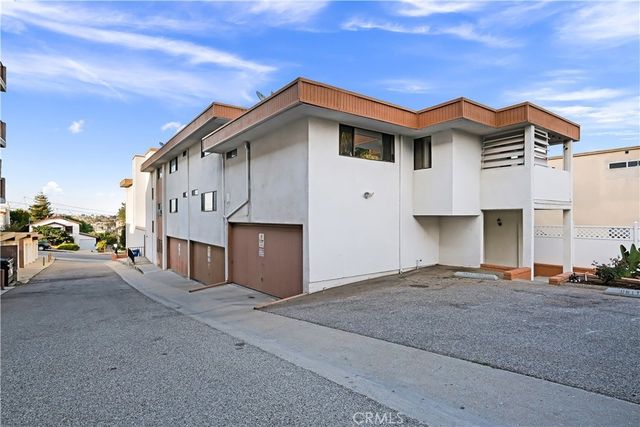665 W 24th # 315, San Pedro