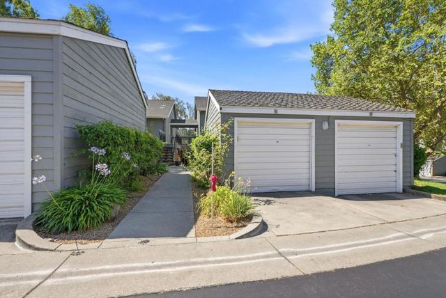 7750 Canyon Meadow Circle # G, Pleasanton