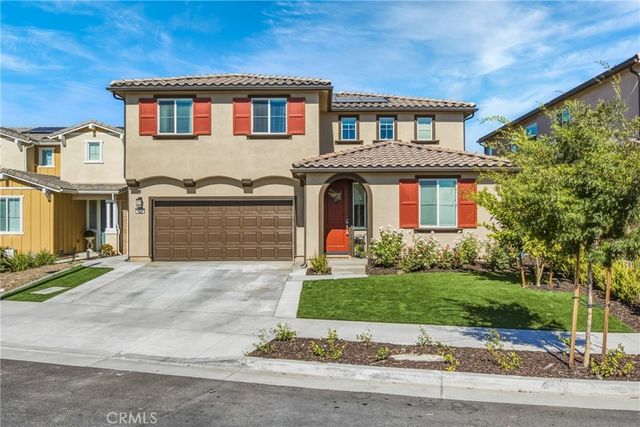 34330 Coconut Circle, Winchester