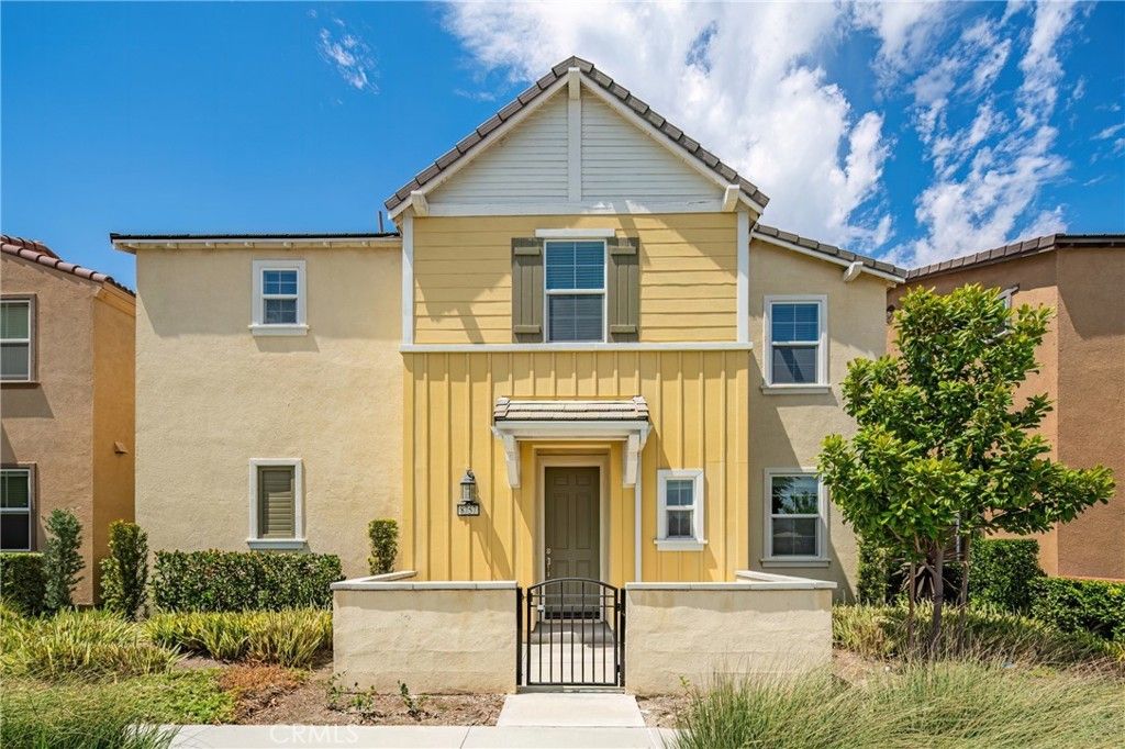 8757 Roving Place, Chino