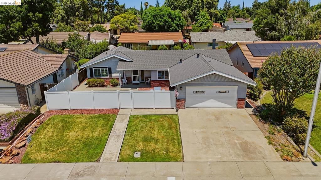 1421 Woodmont Way, Stockton