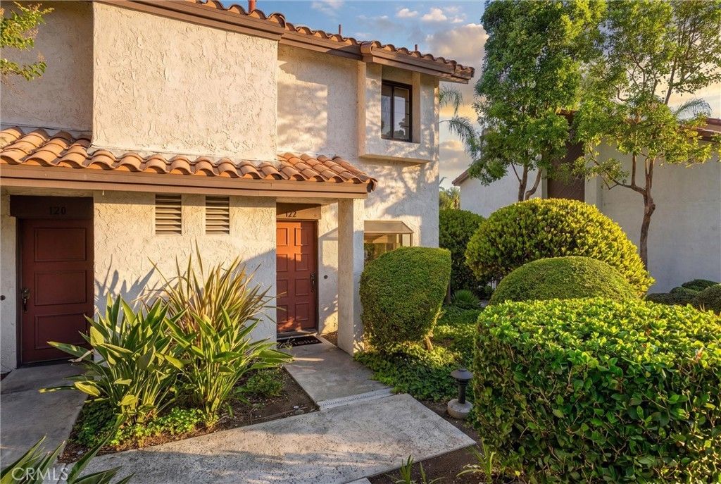 122 Kauai, Placentia