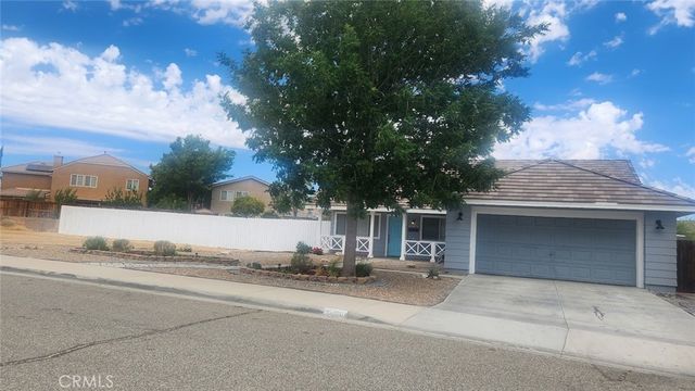 15430 Amber Pointe, Victorville