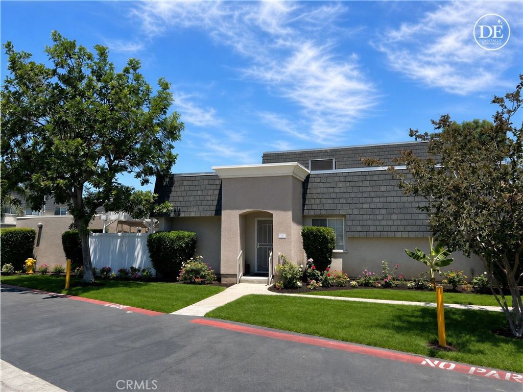 19242 Hamlin # 1, Reseda