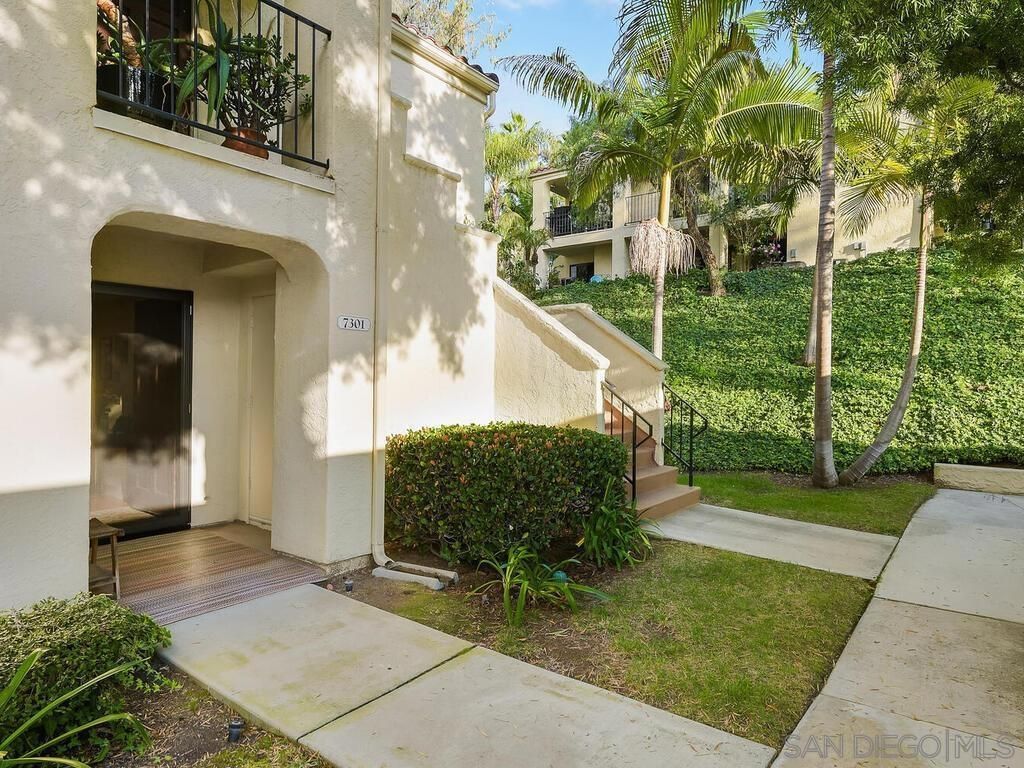 7301 Calle De Fuentes, Carlsbad