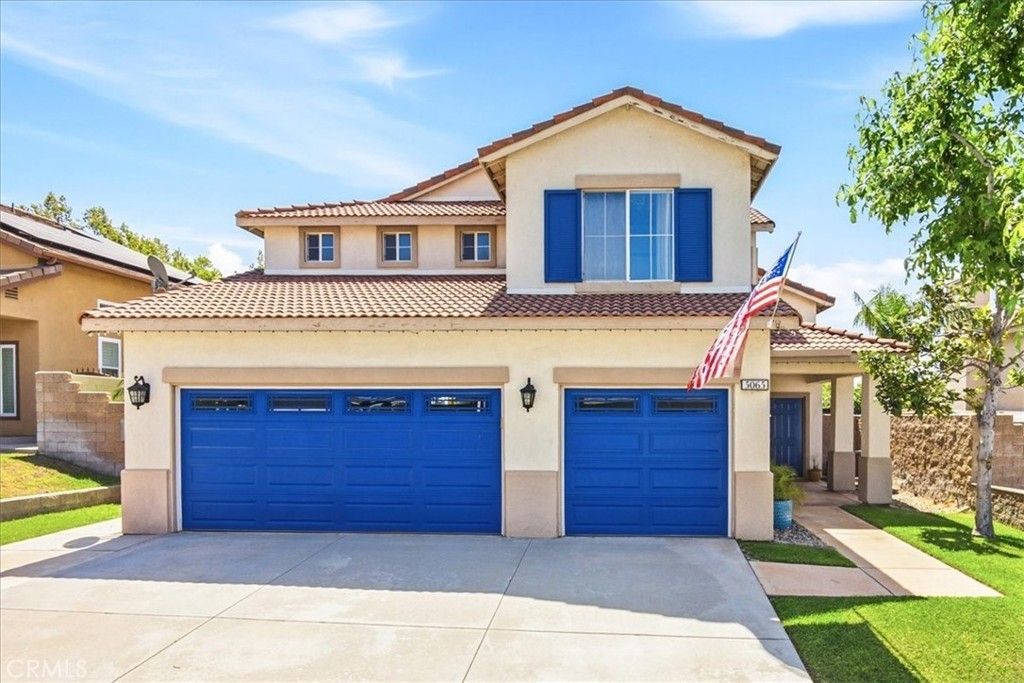 5065 Columbia, Fontana