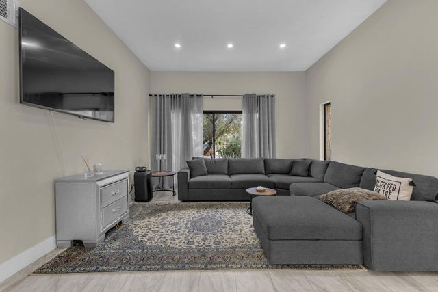 5803 Los Santos Drive # 19, Palm Springs