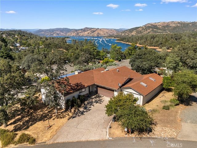 158 Apache Circle, Oroville