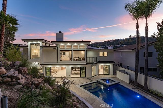 2638 Zorada Drive, Los Angeles