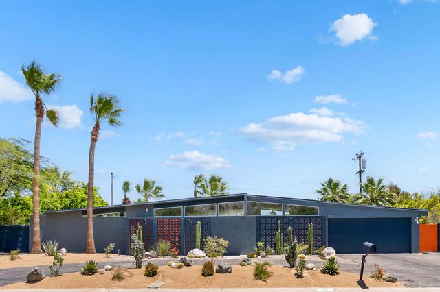 2970 N Davis Way, Palm Springs