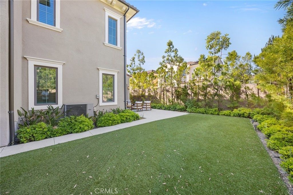 149 Winnett, Irvine