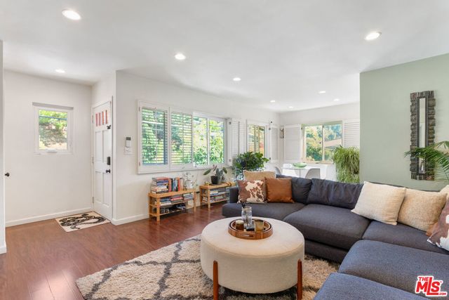 3631 Division Street, Los Angeles