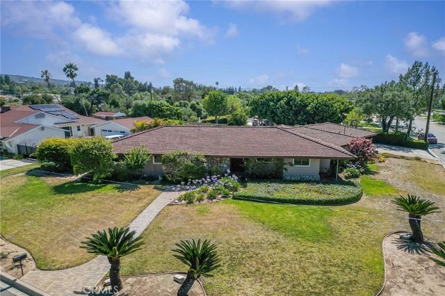 409 S La Serena, West Covina