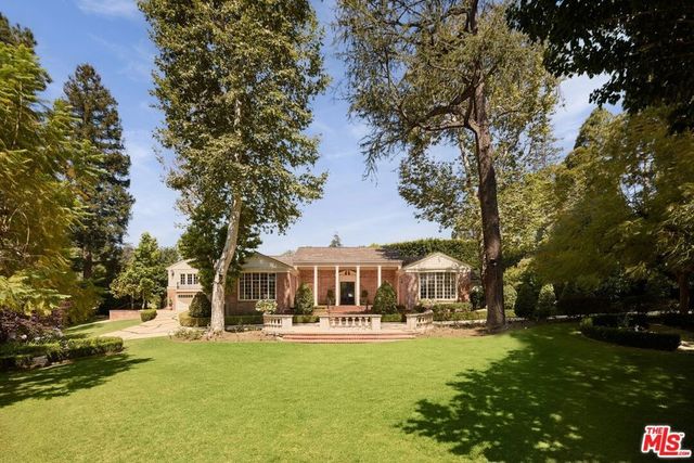 1001 N Crescent Drive, Beverly Hills