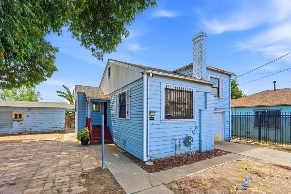 2570 61st Avenue, Oakland