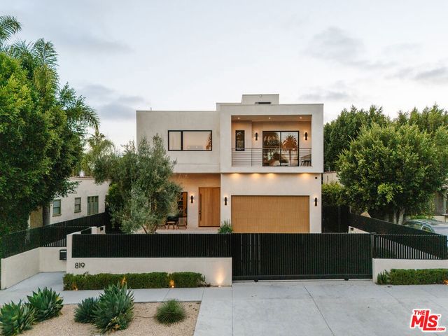 819 N Ogden Drive, Los Angeles