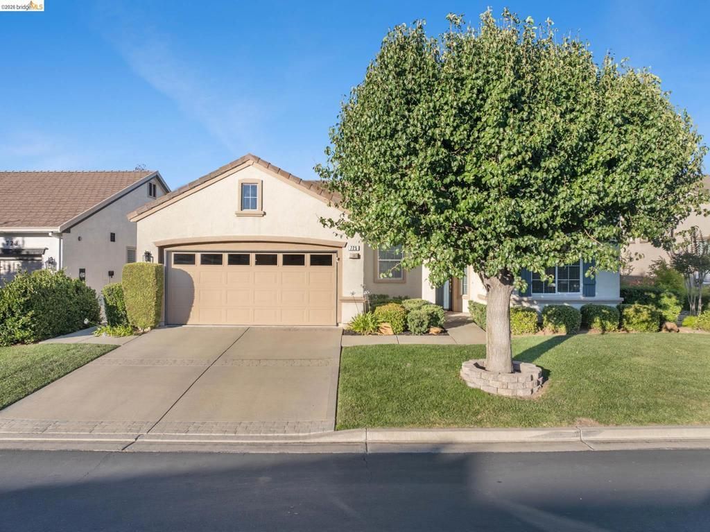 725 Richardson Drive, Brentwood