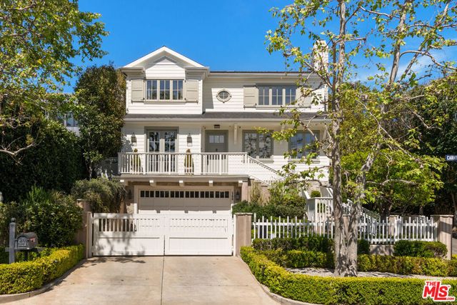 146 N Carmelina Avenue, Los Angeles