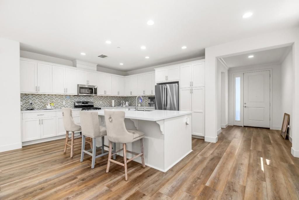 1151 Garcia, Hollister