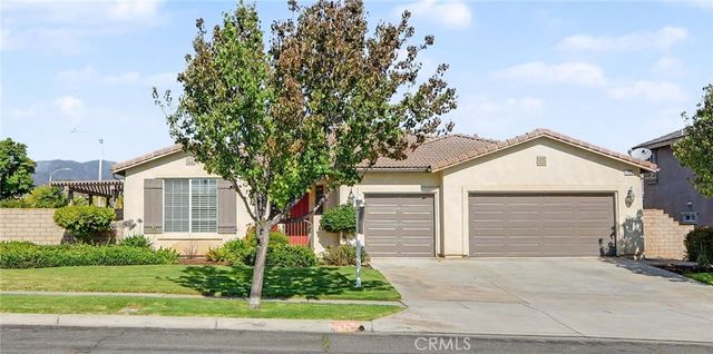 2426 Mary Clare, Corona