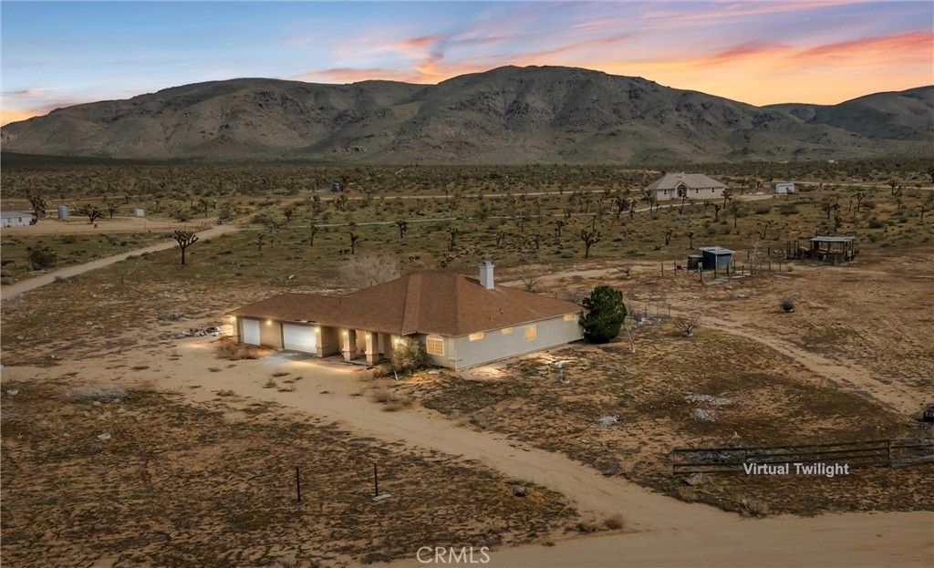 26525 Papago Road, Apple Valley
