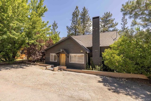 615 Chipmunk Lane, Big Bear