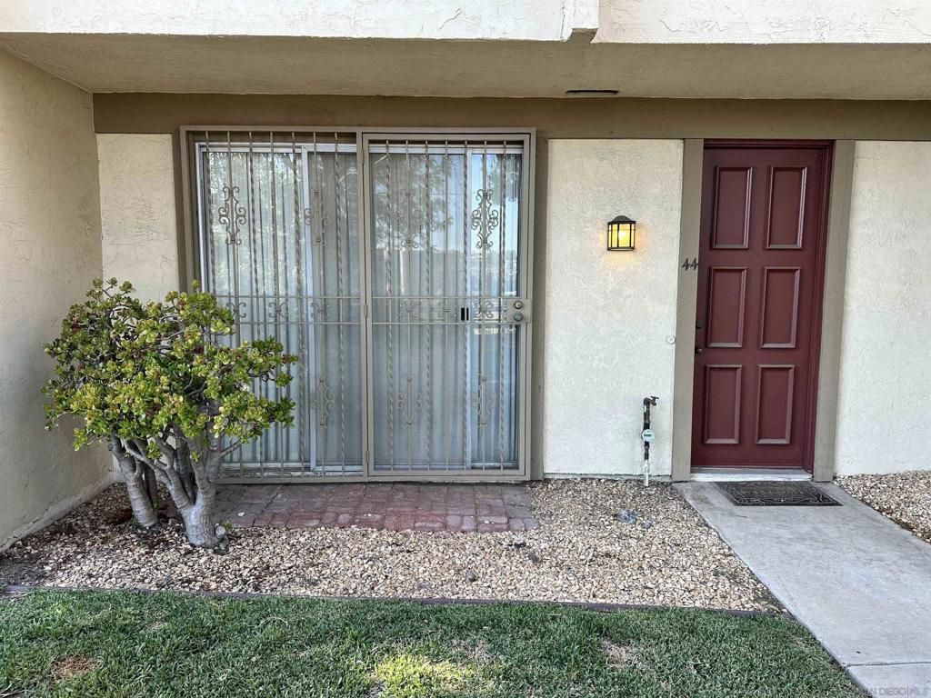 7700 Parkway Drive # 44, La Mesa