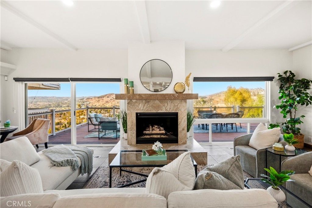 12352 Baja Panorama, North Tustin