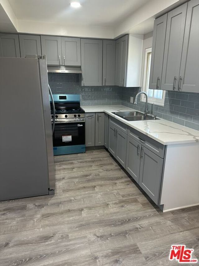 711 Larch Street # 10, Inglewood