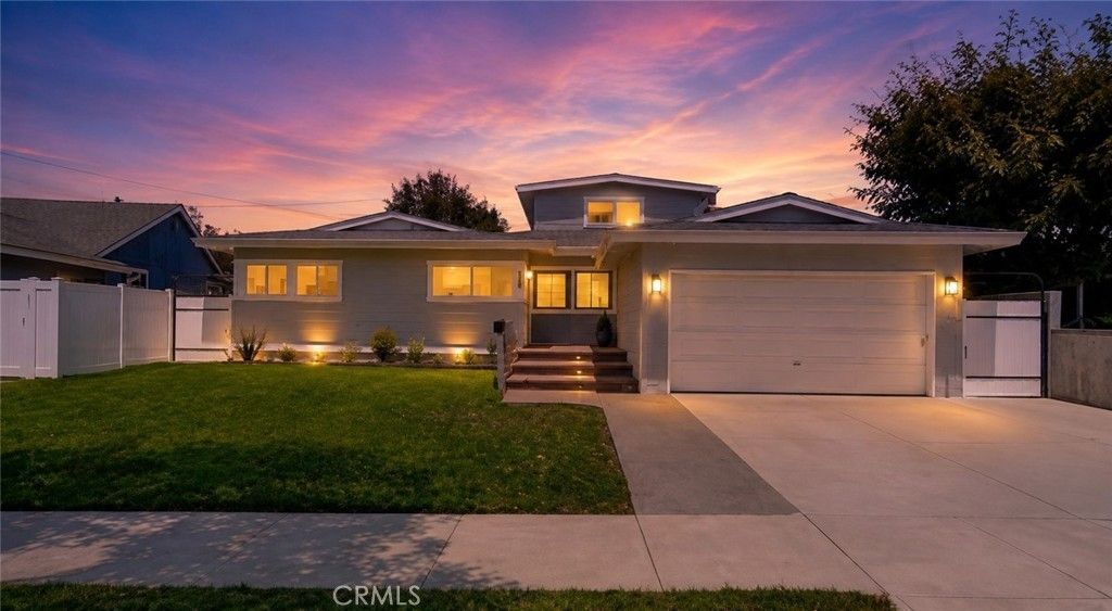 1876 Petaluma Avenue, Long Beach