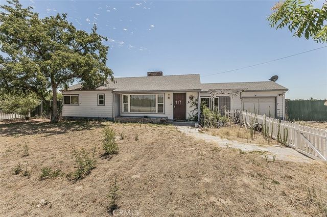 17209 E Floral, Reedley