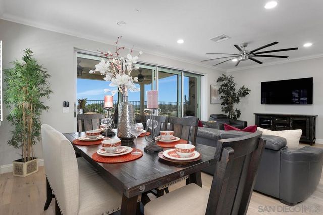 1748 Avenida Regina, San Marcos