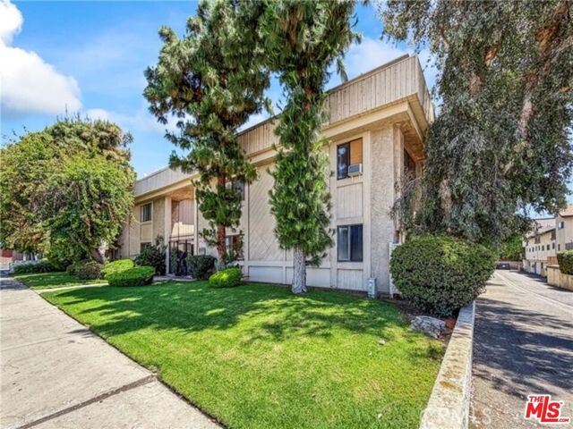 9834 Sepulveda Boulevard # 102, North Hills