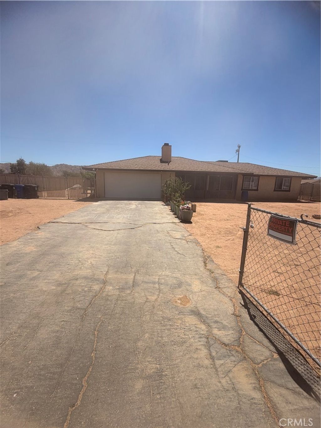 16661 Pawnee, Apple Valley