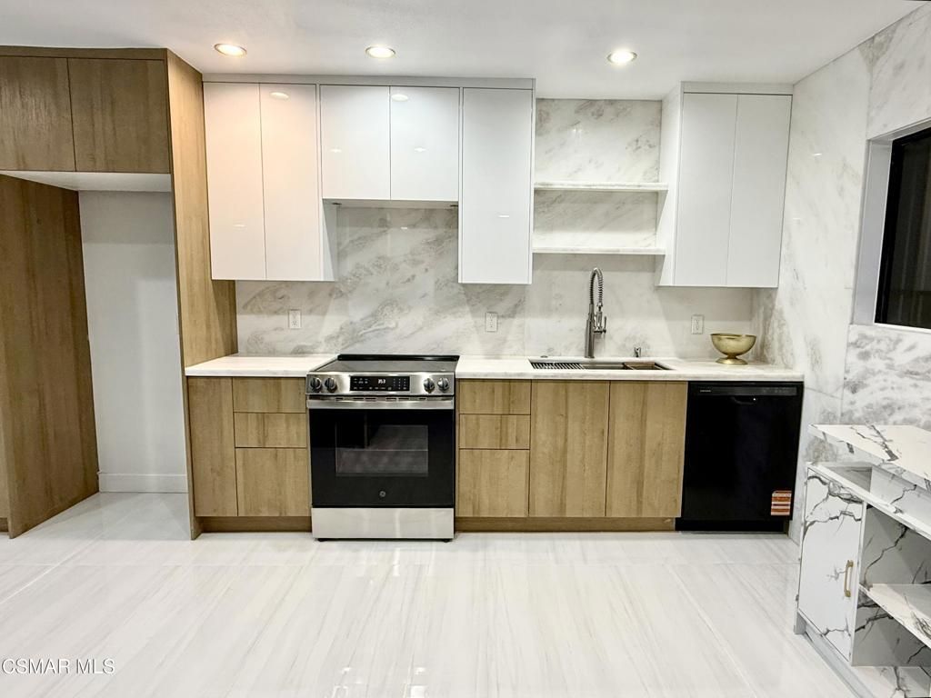 1401 Valley View Road # 426, Glendale
