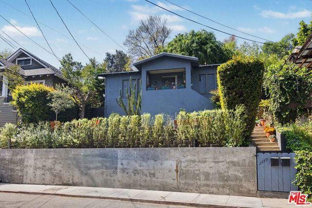 2449 Riverside Place, Los Angeles